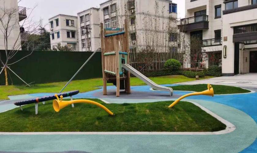 度假景區戶外大型無動力游樂設備兒童體能攀爬組合滑滑梯廠家